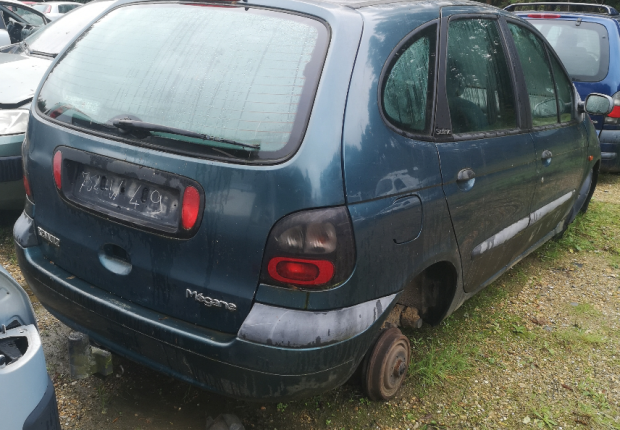 Renault Scenic 1 pour Pièces 